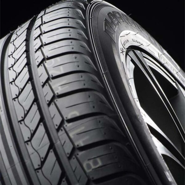 BLACKHAWK 225-50 Rin 17 STREET-H HH01 94V - Imagen 2